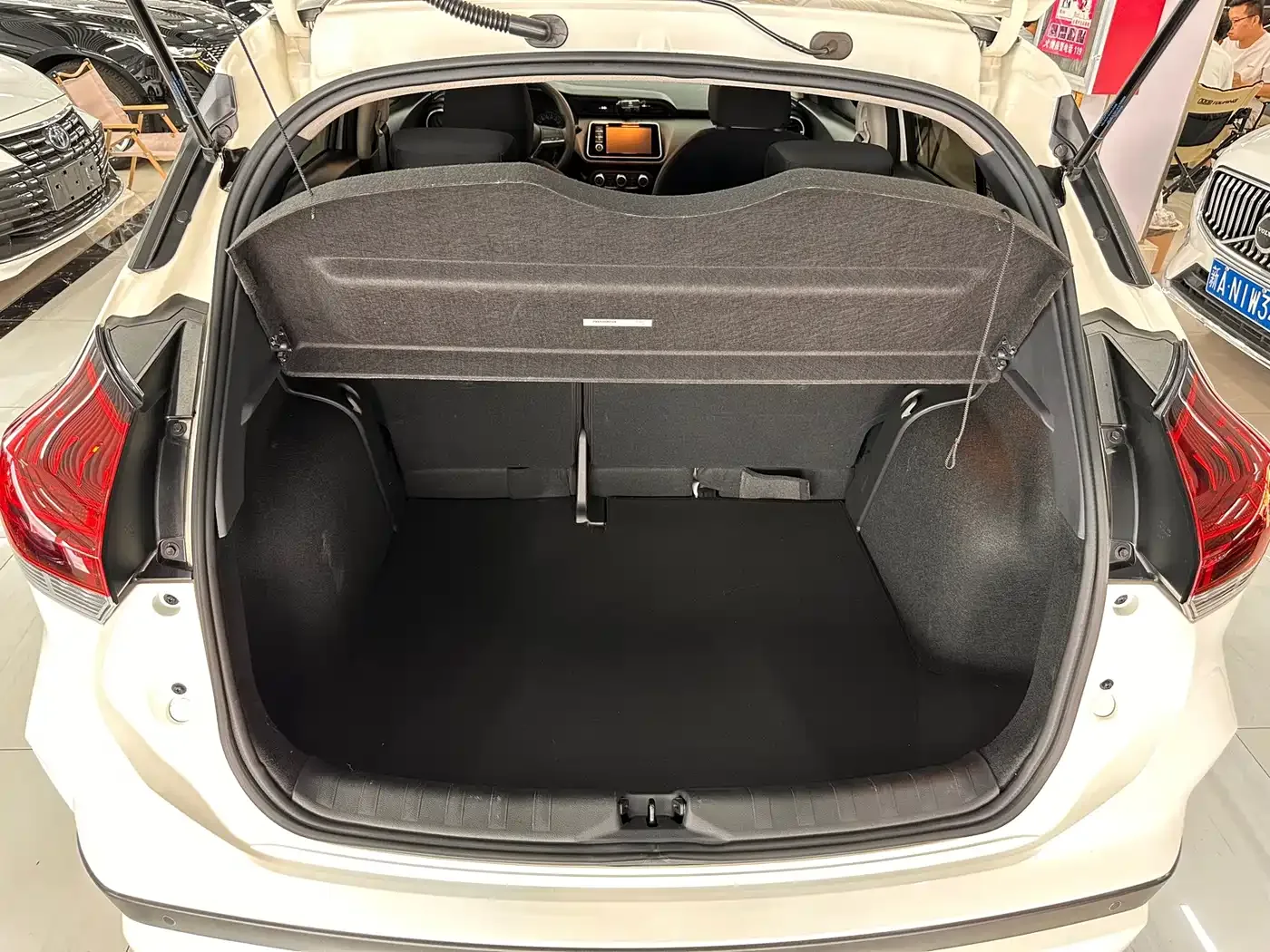 Nissan Kicks 2022 1.5L CVT XL Fashion Edition — Фото автомобиля 7