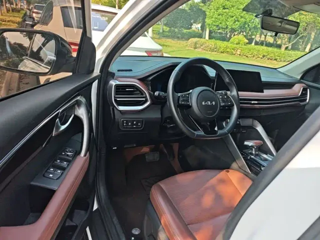 Kia Sportage — Фото автомобиля 15