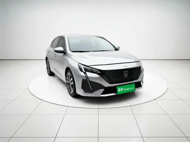 Peugeot 408 — Фото автомобиля 3