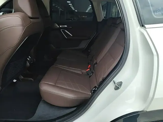 BMW X1 — Фото автомобиля 12