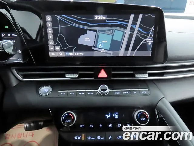 Hyundai Avante CN7 — Фото автомобиля 9