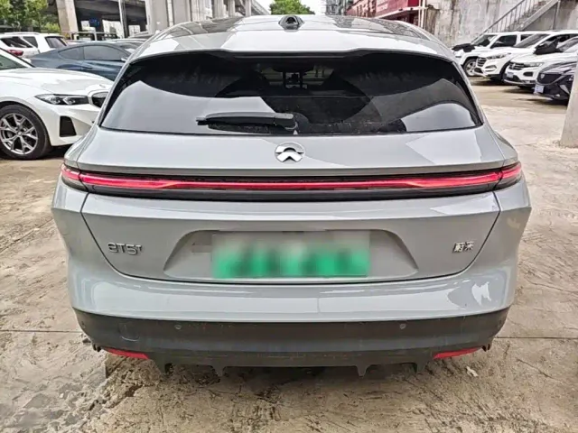 Nio ET5 Touring — Фото автомобиля 5