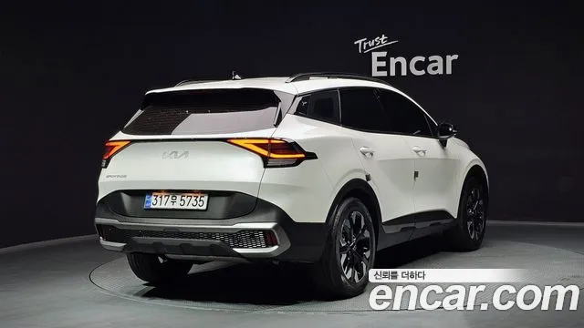 Kia Sportage Sportage 5-е поколение Бензин 1.6 турбо 2WD — Фото автомобиля 2