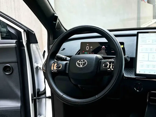 Toyota BoZhi 3X — Фото автомобиля 12