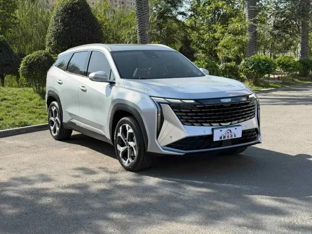 Geely Boyue L — Фото автомобиля 4