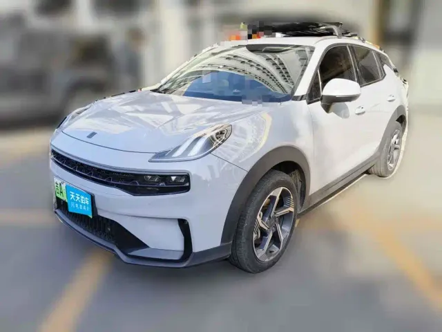 Фотография автомобиля — Lynk & Co 06 EM-P