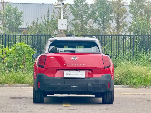 MINI Electric MINI ACEMAN — Фото автомобиля 13