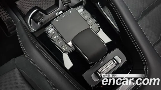 Mercedes-Benz GLE-Class — Фото автомобиля 25
