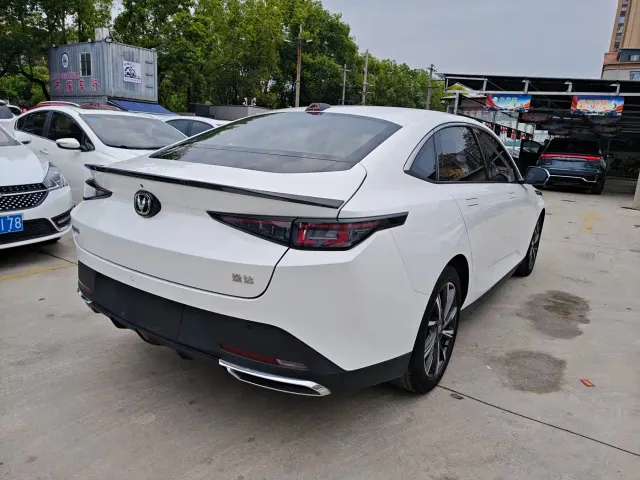 Changan Lamore — Фото автомобиля 6