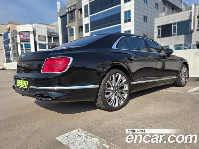 Bentley Flying Spur 4th Gen — Фото автомобиля 5