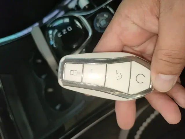 BYD Qin PLUS — Фото автомобиля 8