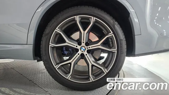 BMW X5 xDrive 40i M Sport — Фото автомобиля 21