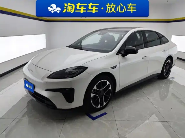 Фотография автомобиля — GAC Aion RT