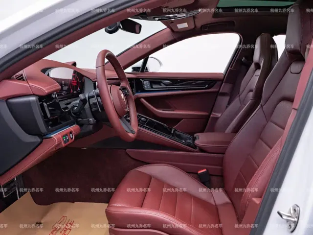 Porsche Panamera — Фото автомобиля 14