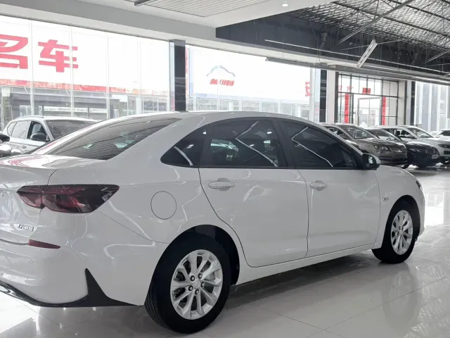 Chevrolet Monza — Фото автомобиля 14