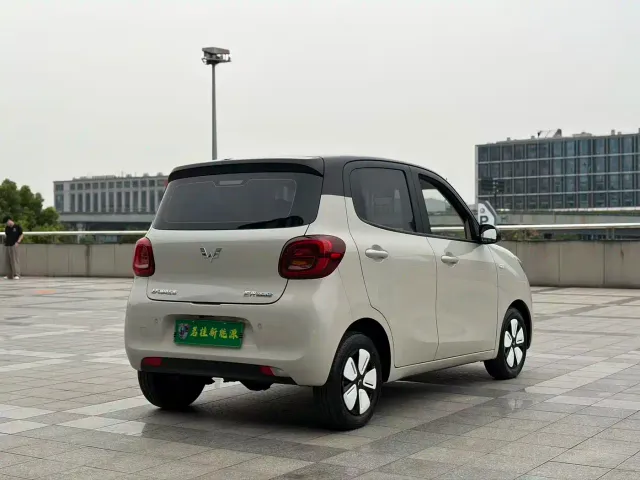 Wuling Hongguang Mini EV — Фото автомобиля 6