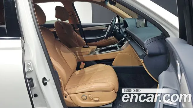 Genesis GV80 — Фото автомобиля 16