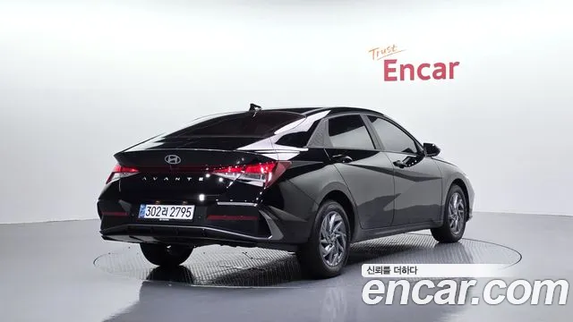 Hyundai AVANTE Новый Avante (CN7) — Фото автомобиля 2