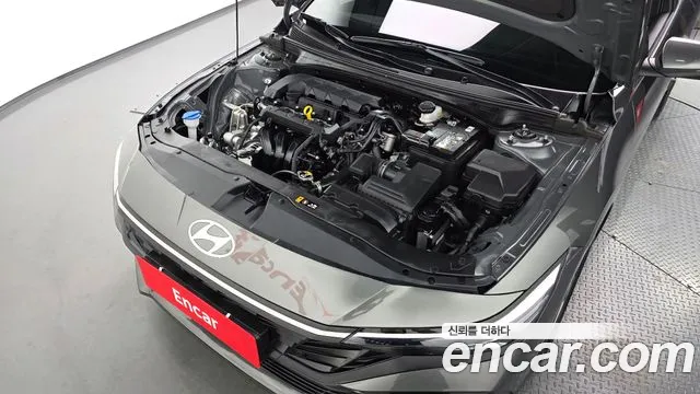 Hyundai Avante — Фото автомобиля 6