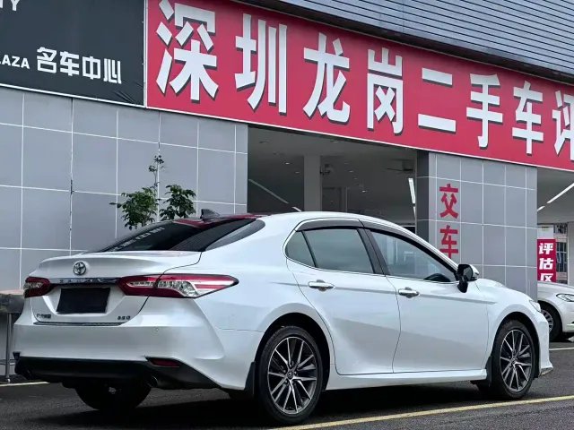 Toyota Camry — Фото автомобиля 11