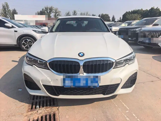BMW 3 Series — Фото автомобиля 2
