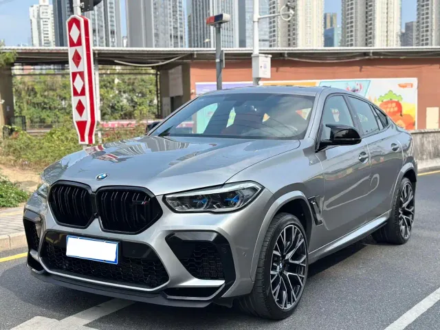 Фотография автомобиля — BMW X6 M