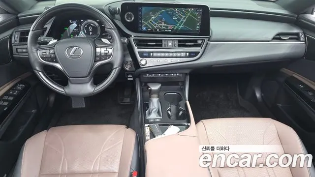 Lexus ES — Фото автомобиля 3