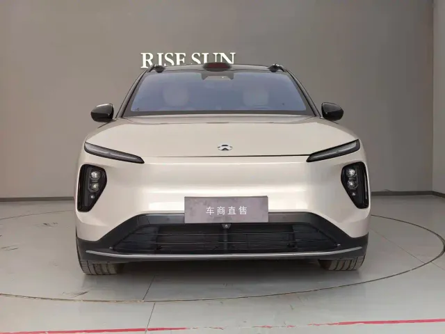 Nio ES6 — Фото автомобиля 2