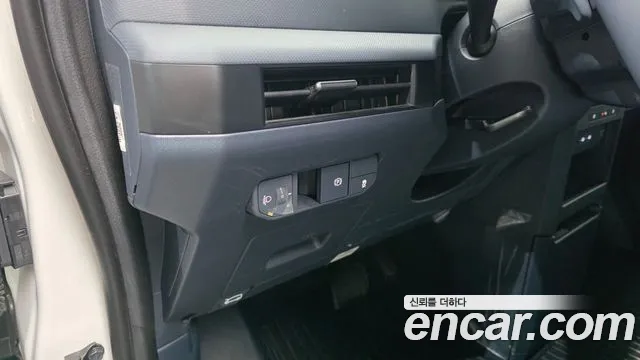 Kia PV5 — Фото автомобиля 19