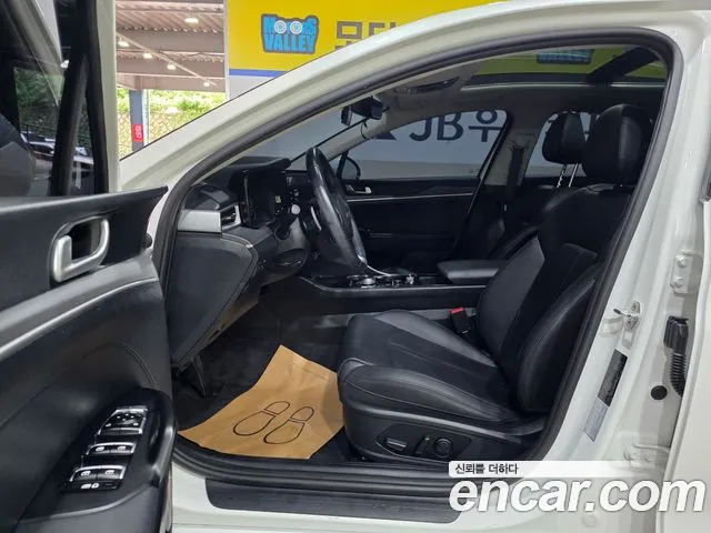 Kia K5 Generation 3 — Фото автомобиля 16