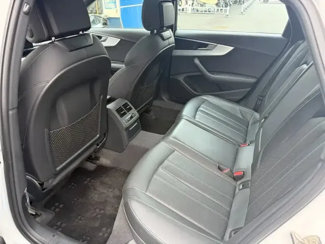 Audi A4L — Фото автомобиля 10