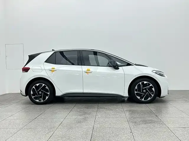 Volkswagen ID.3 — Фото автомобиля 7