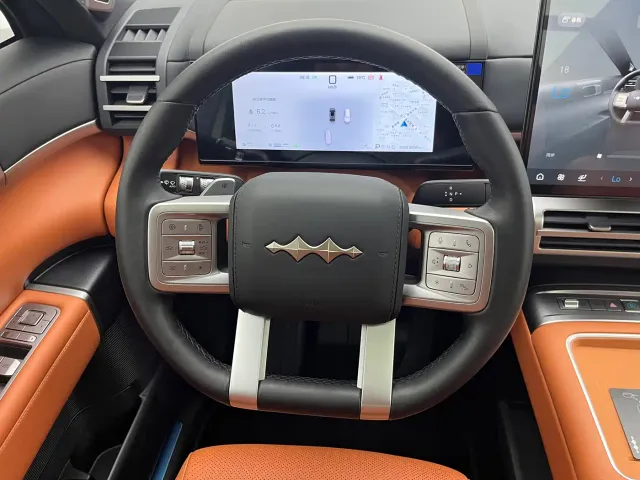 BYD FangChengBao Titanium 7 — Фото автомобиля 11