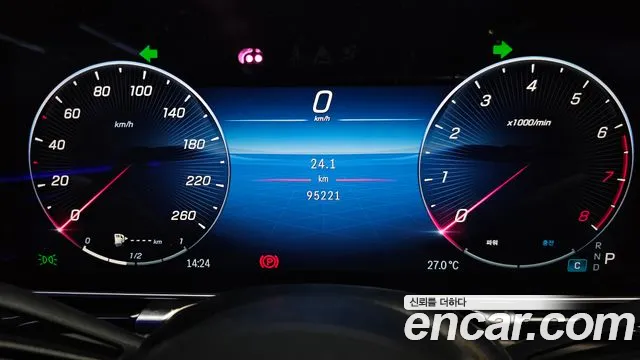 Mercedes-Benz S-Class — Фото автомобиля 6