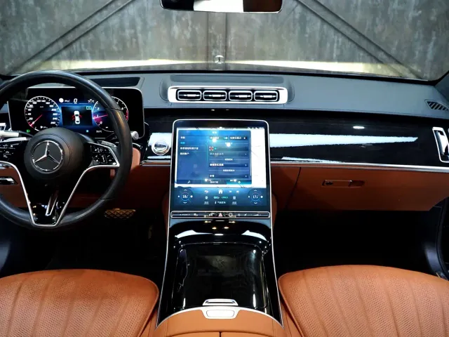 Mercedes-Benz S-Class — Фото автомобиля 7