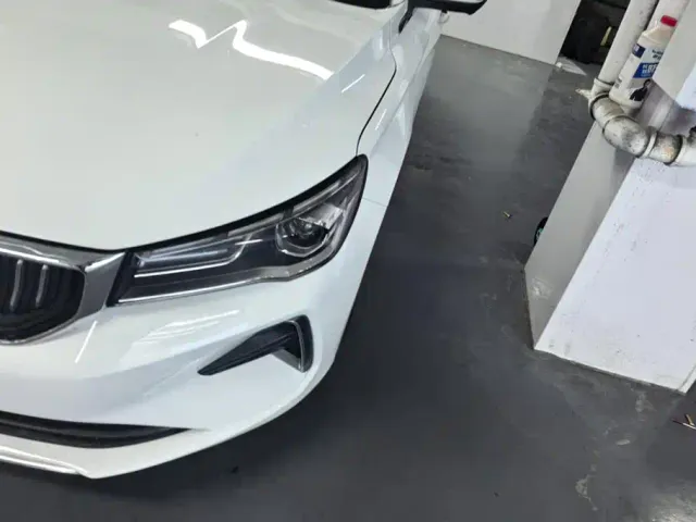 Geely Emgrand — Фото автомобиля 5
