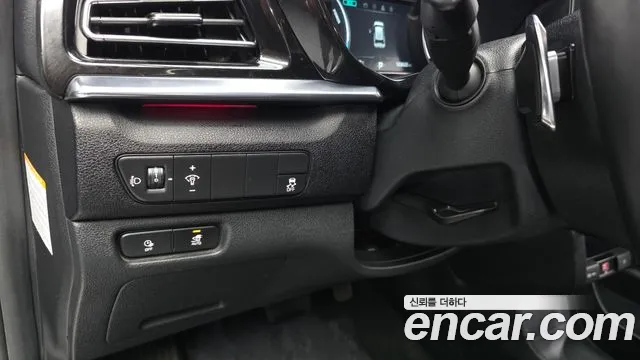 Kia Niro Niro Plus Air — Фото автомобиля 29