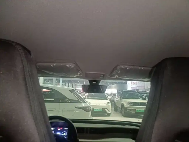 Wuling Hongguang Mini EV — Фото автомобиля 13