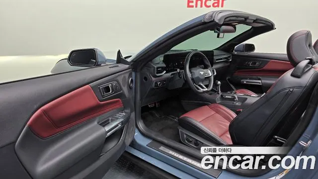 Ford Mustang Mustang 7 поколение 2.3 EcoBoost Premium Кабриолет — Фото автомобиля 10