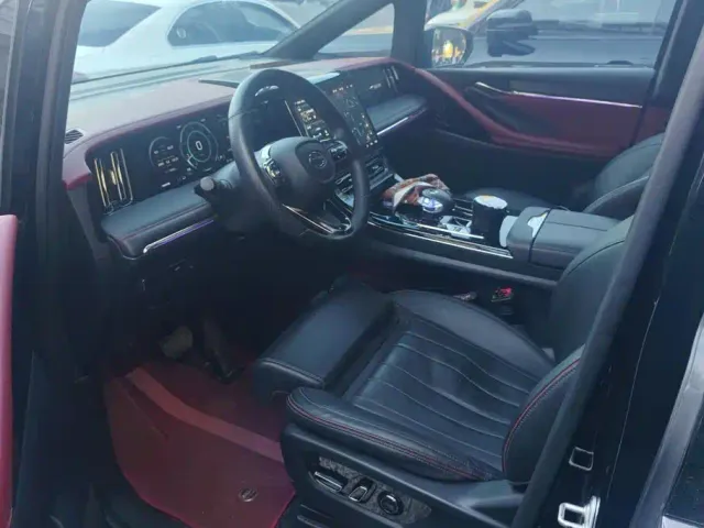 GAC Trumpchi M8 — Фото автомобиля 9