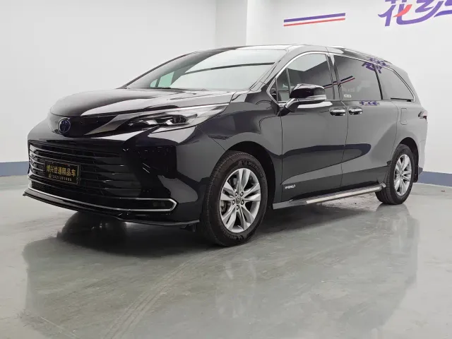 Фотография автомобиля — Toyota Sienna