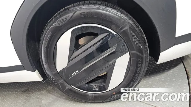 Kia EV4 — Фото автомобиля 21