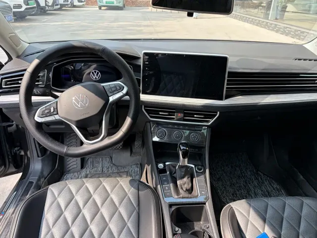 Volkswagen Sagitar — Фото автомобиля 5