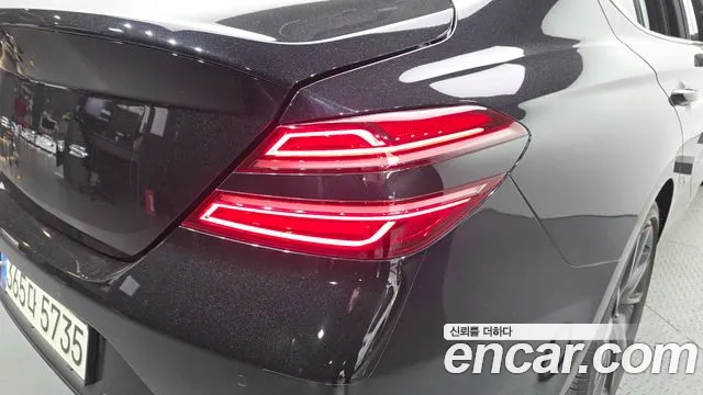 Genesis G70 New — Фото автомобиля 8