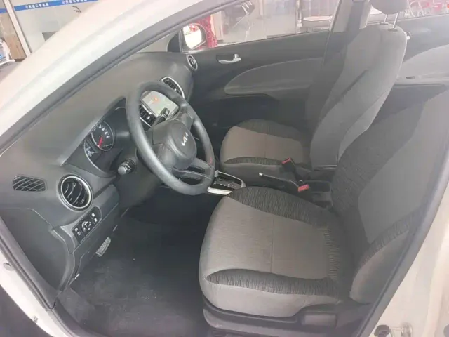 Kia Huan Chi — Фото автомобиля 14