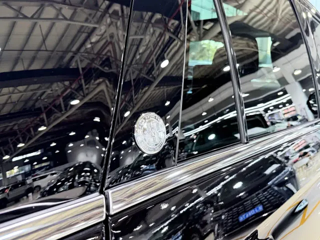 Lincoln Navigator — Фото автомобиля 22