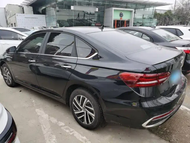 Volkswagen Lavida — Фото автомобиля 22