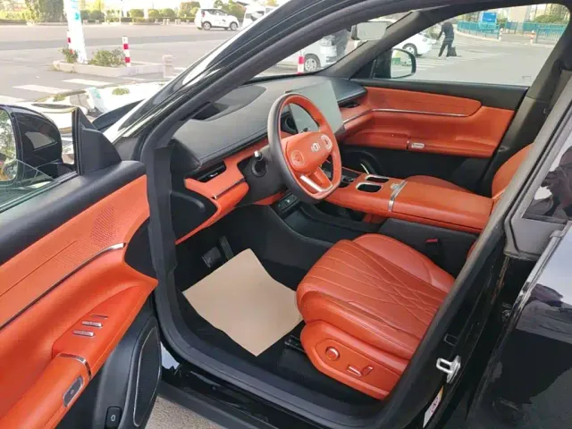 Changan Qiyuan Q07 — Фото автомобиля 15