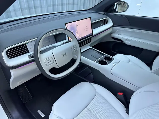 Xpeng G6 — Фото автомобиля 7