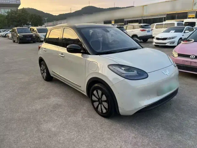 Wuling Bingo — Фото автомобиля 6